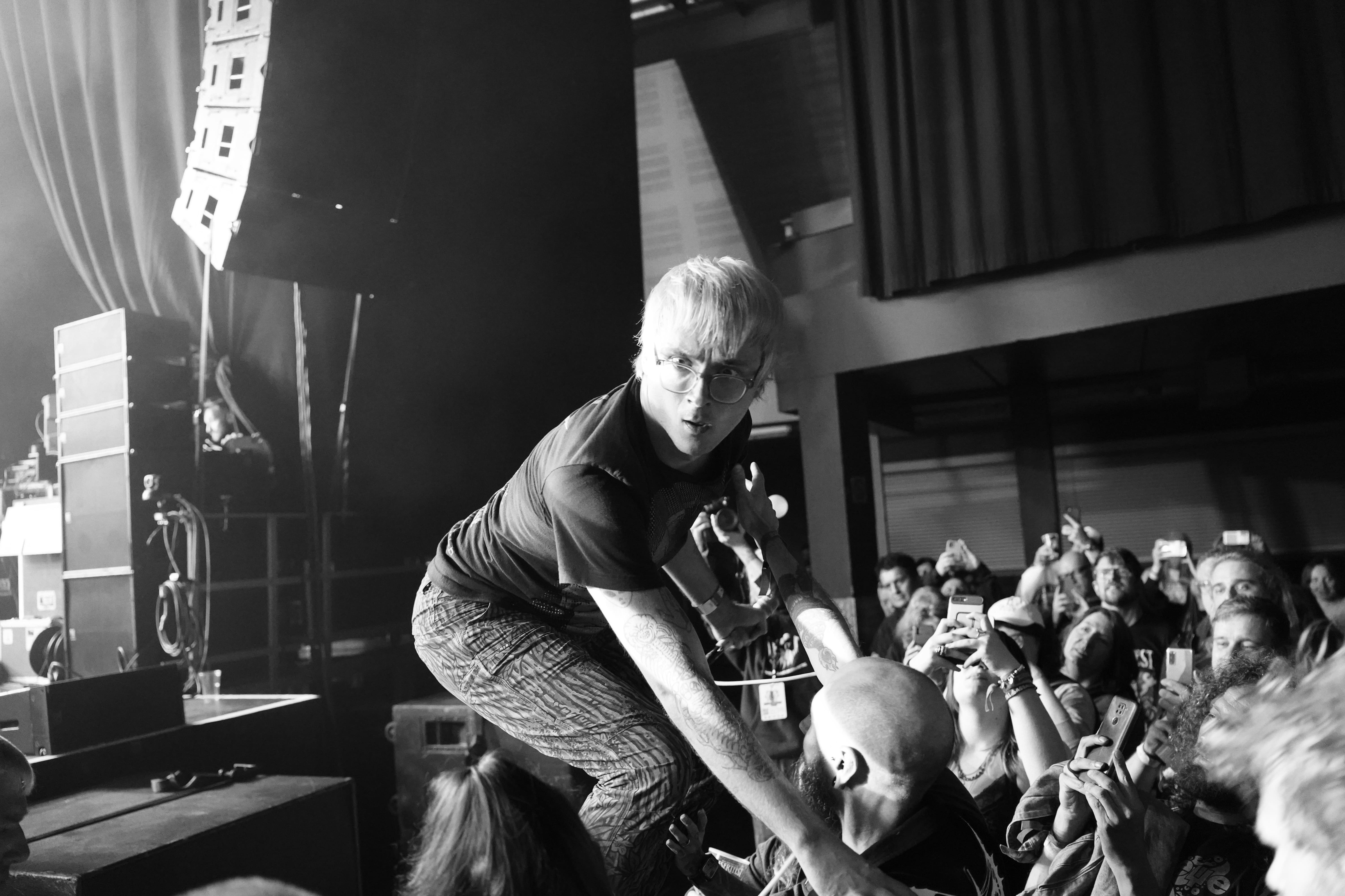 Frankie and the Witchfingers